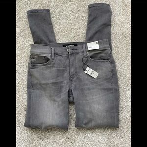 NWT! Women’s Express Grey Legging Jeans - size 8L